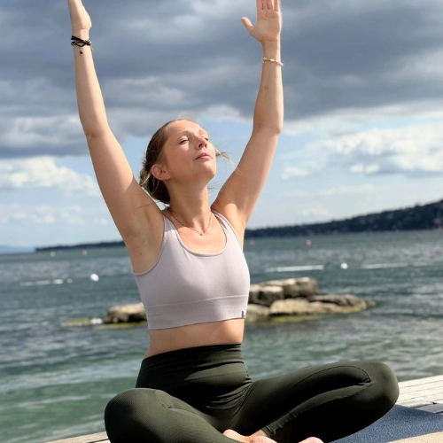 Mathilde, professeur de Yoga - La Salle Pays de Gex