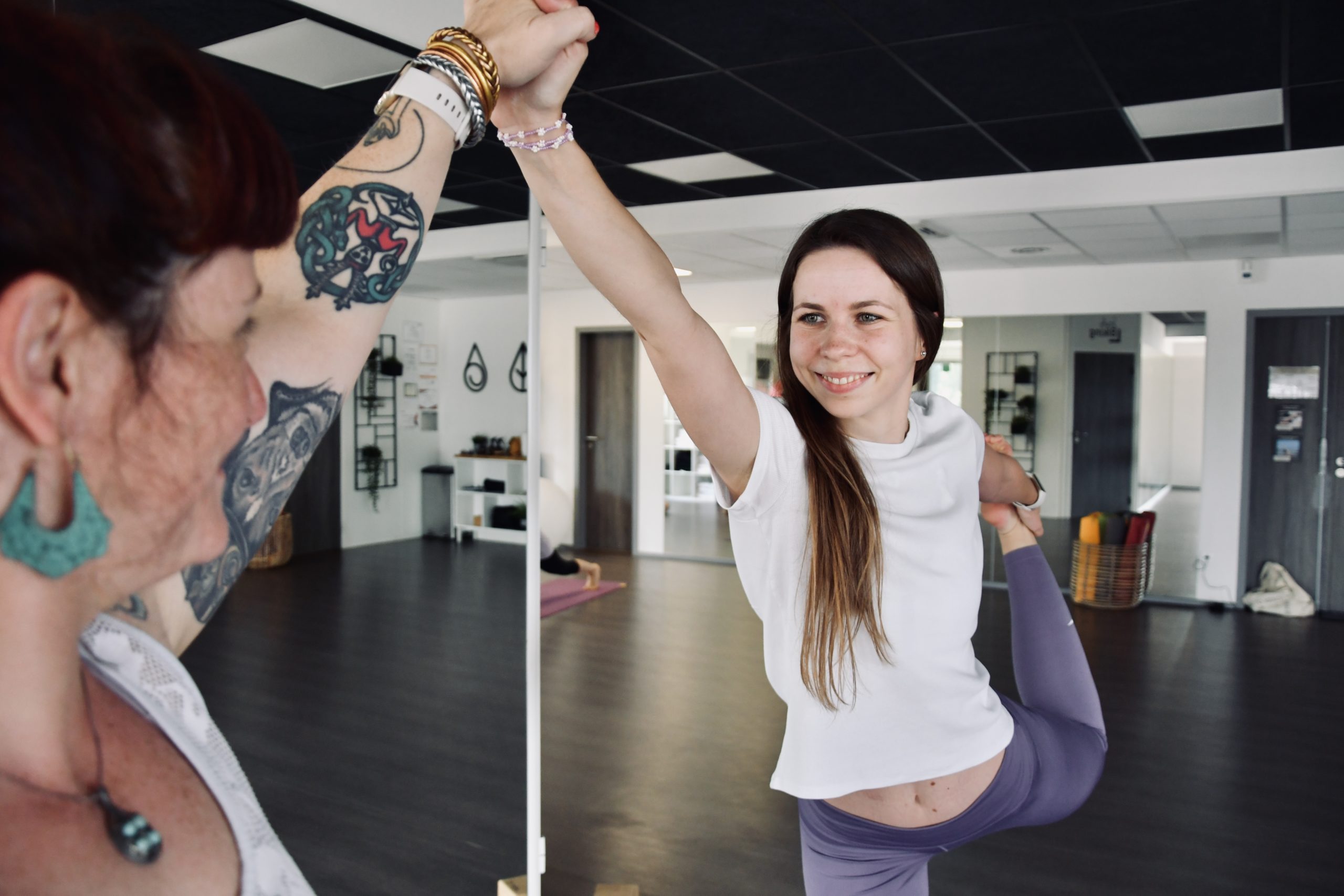 anna vinyasa yoga pays de gex thoiry